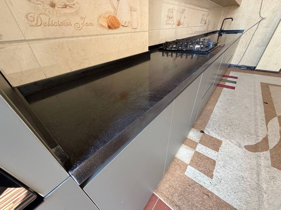 Кухонная мебель новая