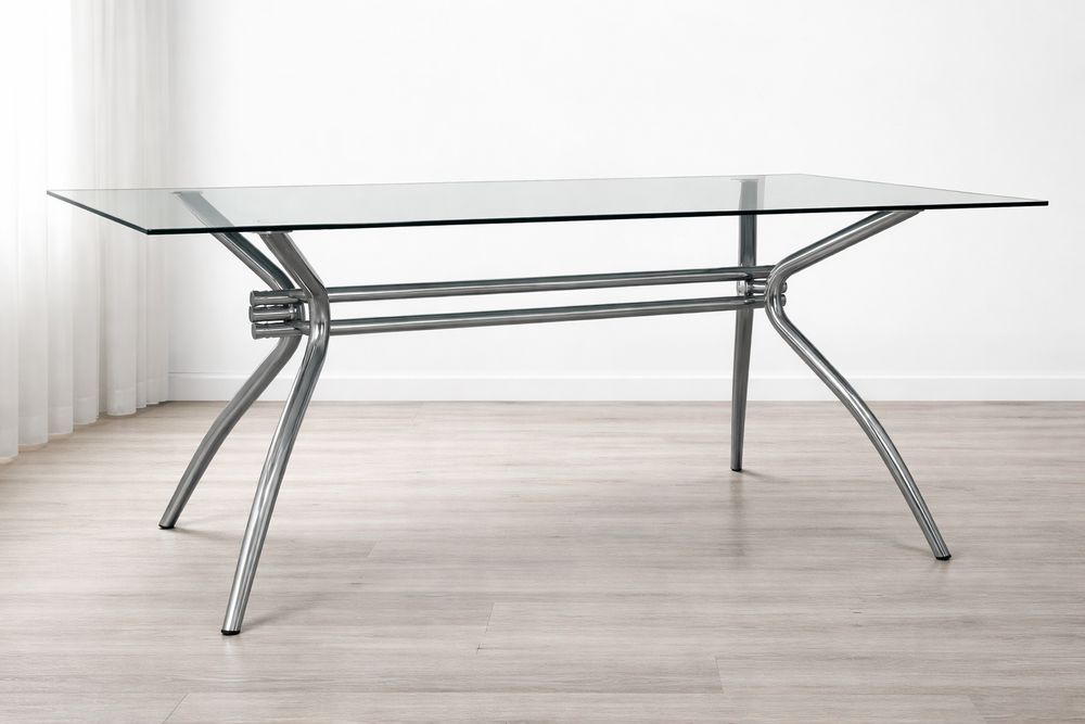 Продам стеклянный стол