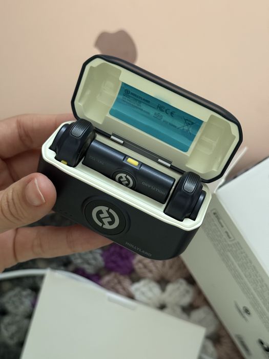 Петлички Hollyland lark m2