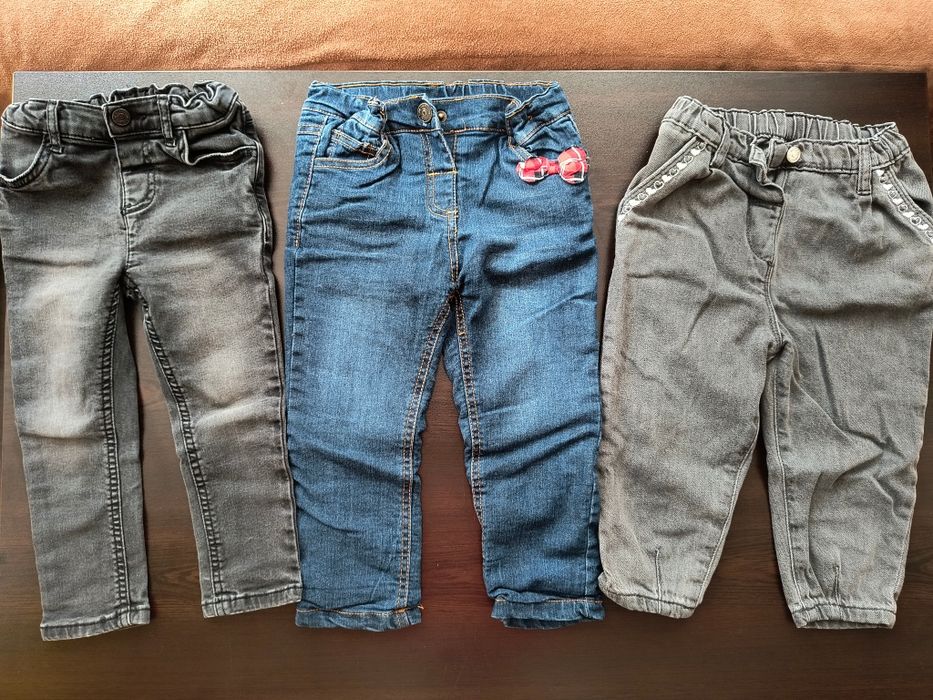 Лот дрешки за момиченце 2-3г.