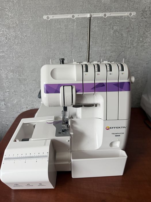 Оверлок Effektiv Triumphator 1800X.