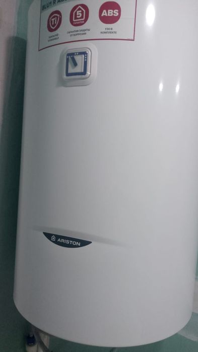 Продам водонагреватель