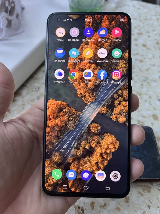 Продам VIVO X50