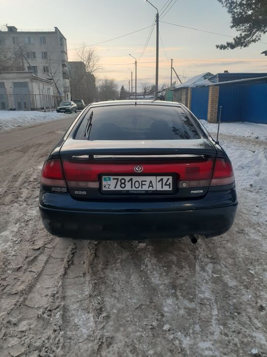 Продам машину мазда 626 кронус