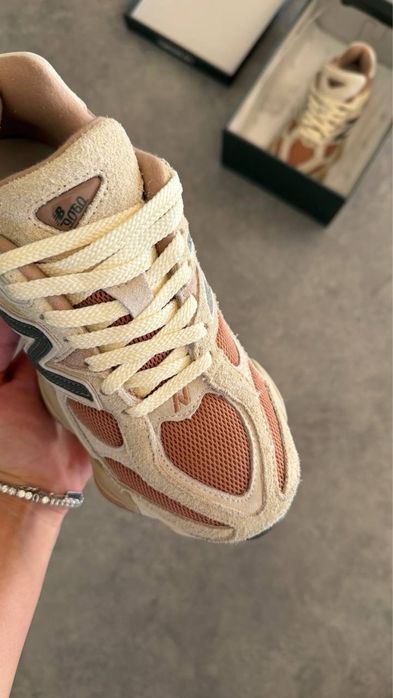 New Balance 9060 'Flat Taupe Light Sparrow'