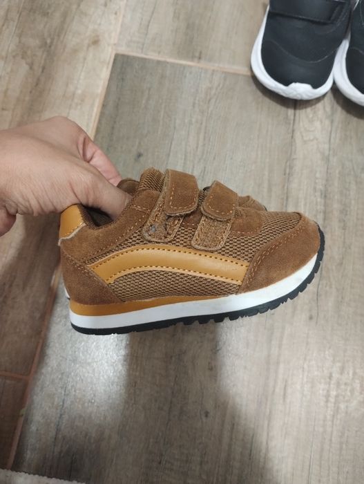 Детски маратонки и боти