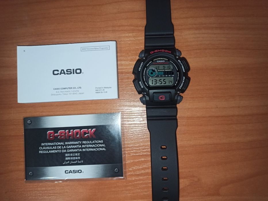 CASIO G-SHOCK DW-9052 часы