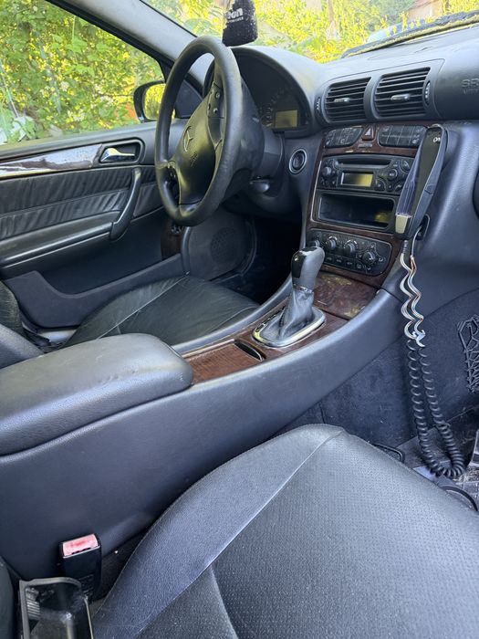 Mercedes C220 143hp на части