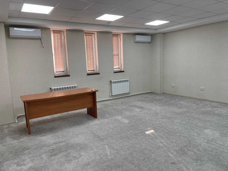 Офис в центре с мебелью 209м в БЦ Алайский базар, ул. Амир Тимура (ЛА)