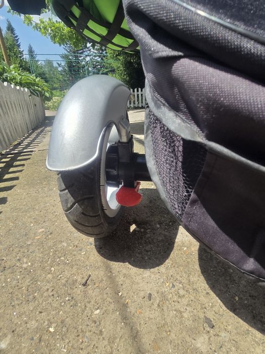 Велосипед трехколесный "Cool Guy"