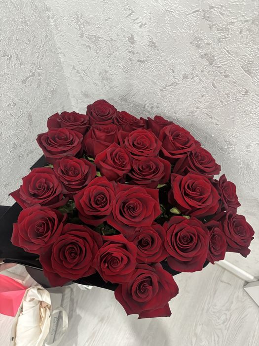 Метровые розы 25 шт