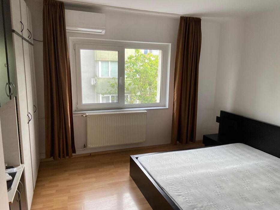 PROPRIETAR, închiriez 2 camere Aviației, etaj 3/4, 56 mp, Crystal Palace