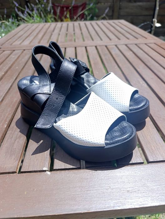 Сандали,нови.Fiore shoes.