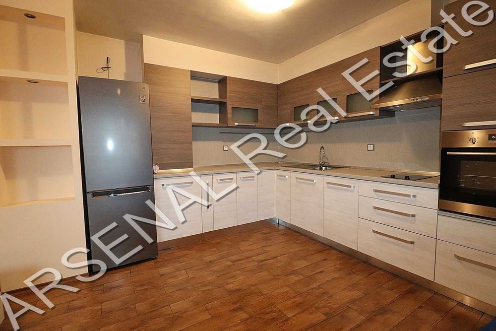 Дава се под наем Двустаен апартамент в София, Павлово - 77 кв.м за 700 € - Снимка #1