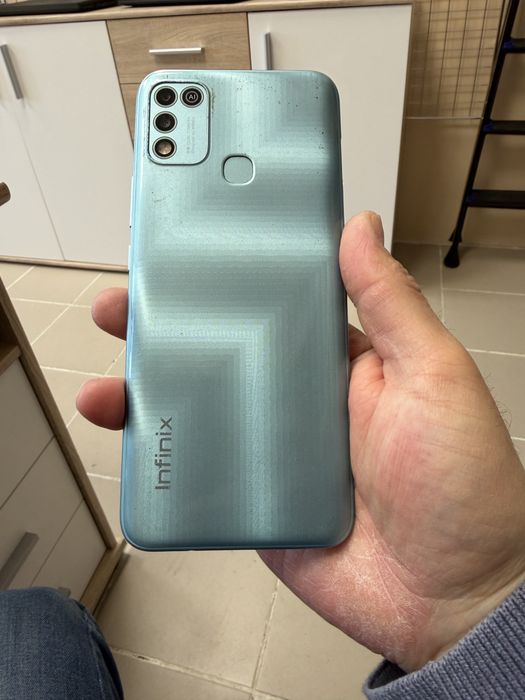 Infinix Hot 11 Play 4/64gb