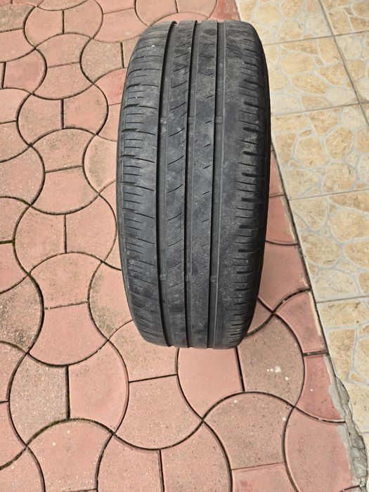 Anvelope  vara Dunlop 215/60/16