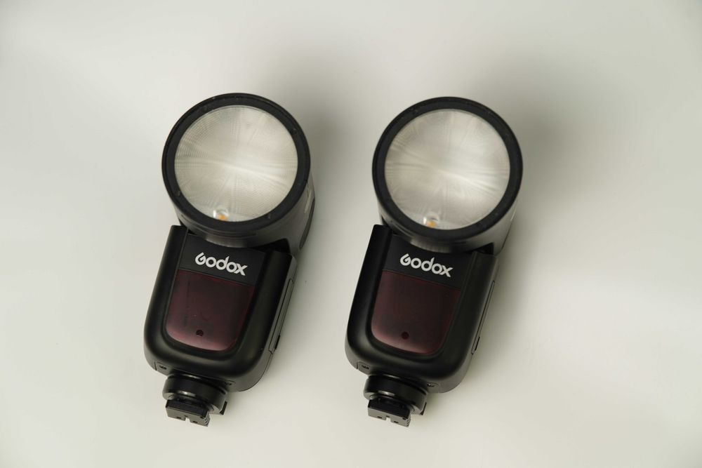 Godox V1-s, patina Sony