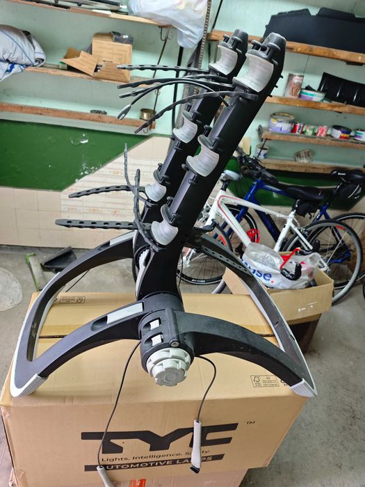 Стойка за колела на кола THULLE