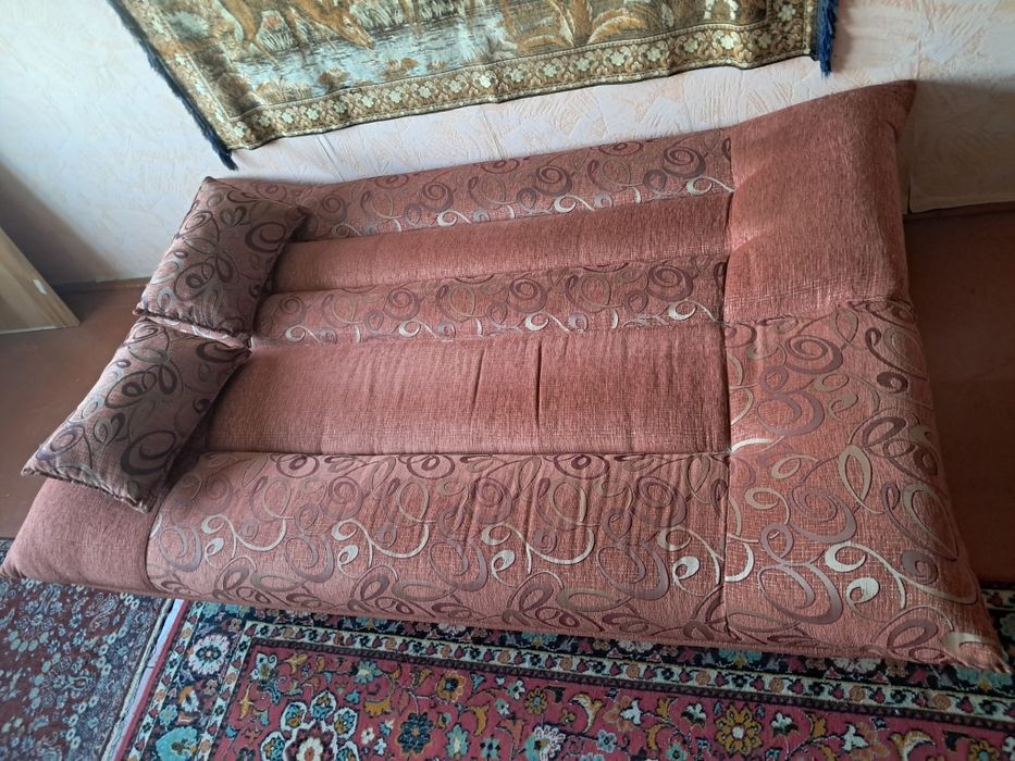 Диван раскладной продам