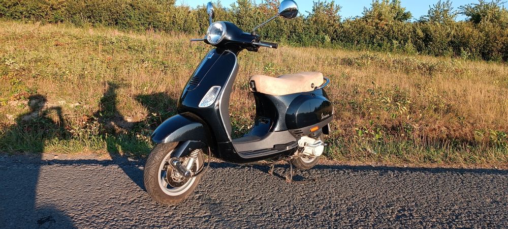 Scuter Vespa lx 50 4t