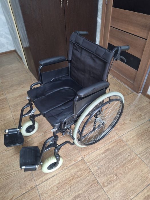 Продается инвалидное кресло