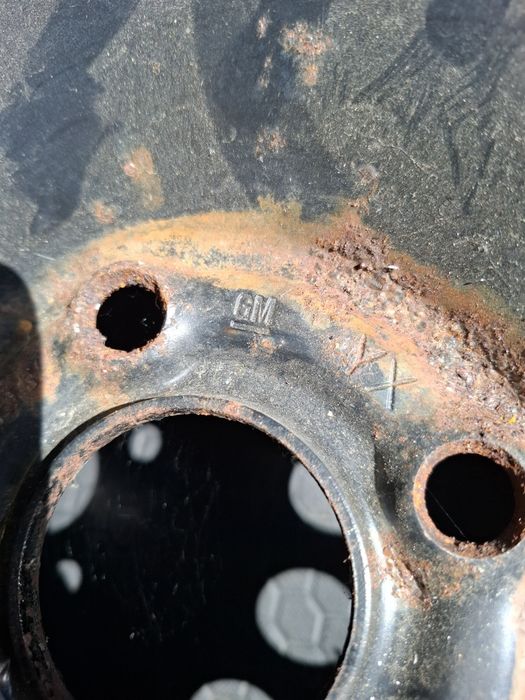 Jante rezerva pt Opel sau Logan 
205 55 R16
Prindere 4x100
Cauciucul foarte bun
Mai multe detalii la telefon