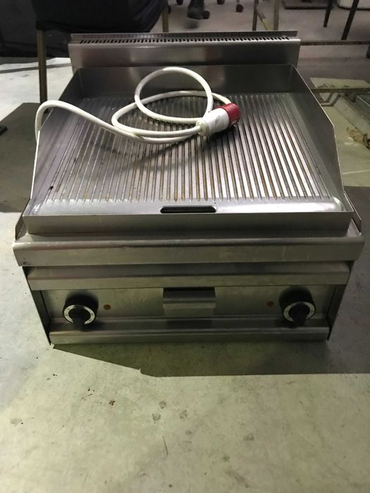 Електическа скара