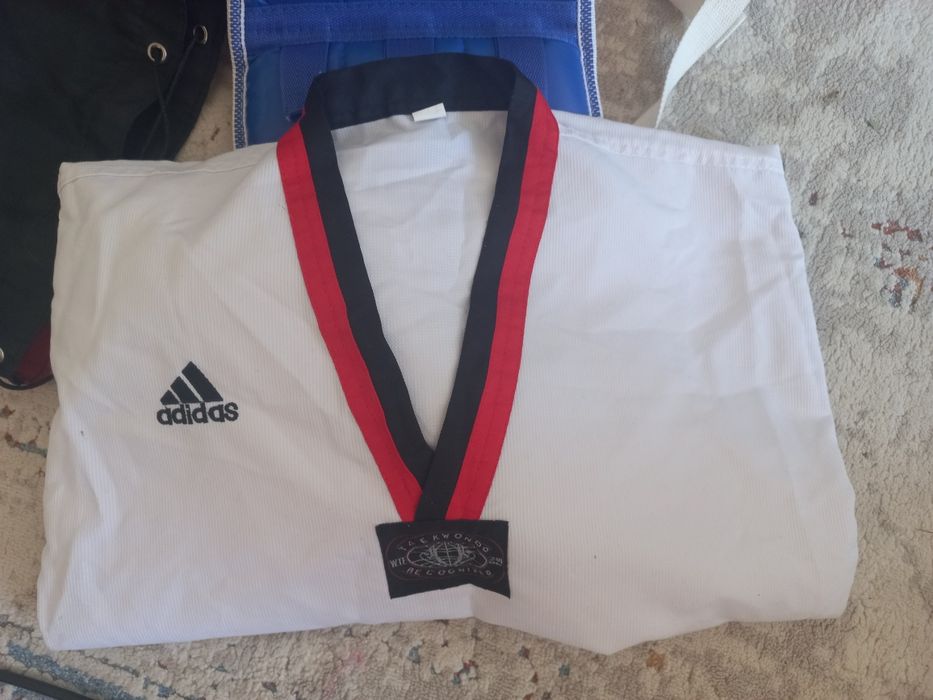 Продам комплект с кимоно