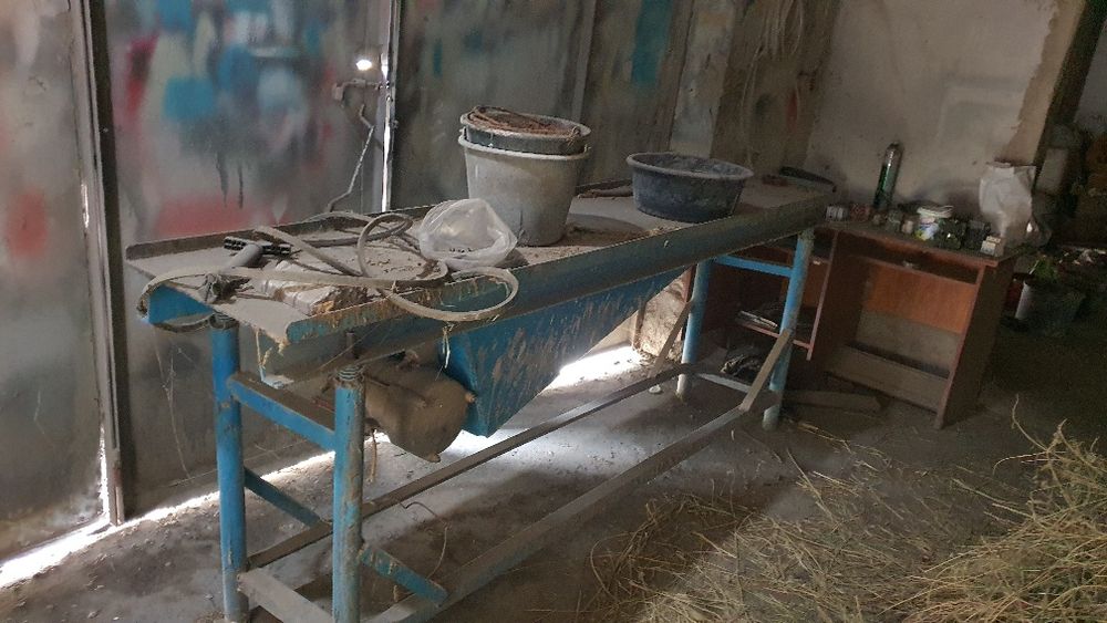 Plitka aparat qoliplari bilan birga sotiladi xolati yaxshi n