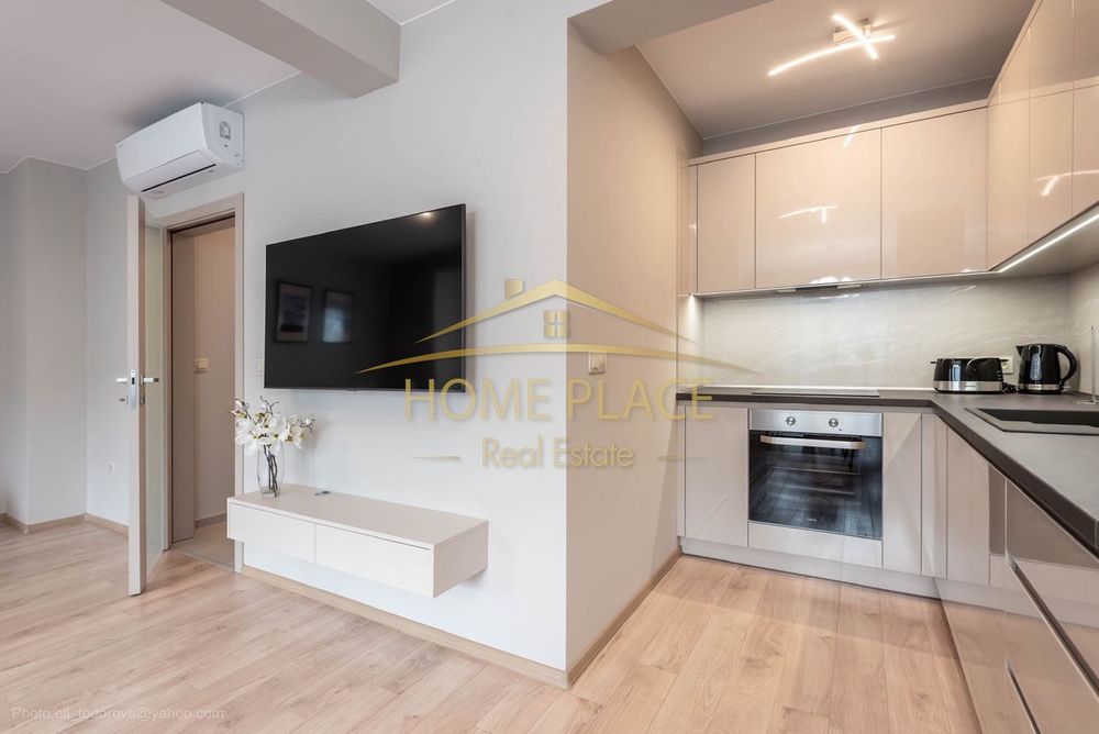 Дава се под наем Двустаен апартамент в Варна, Център - 70 кв.м за 1530 € - Снимка #3