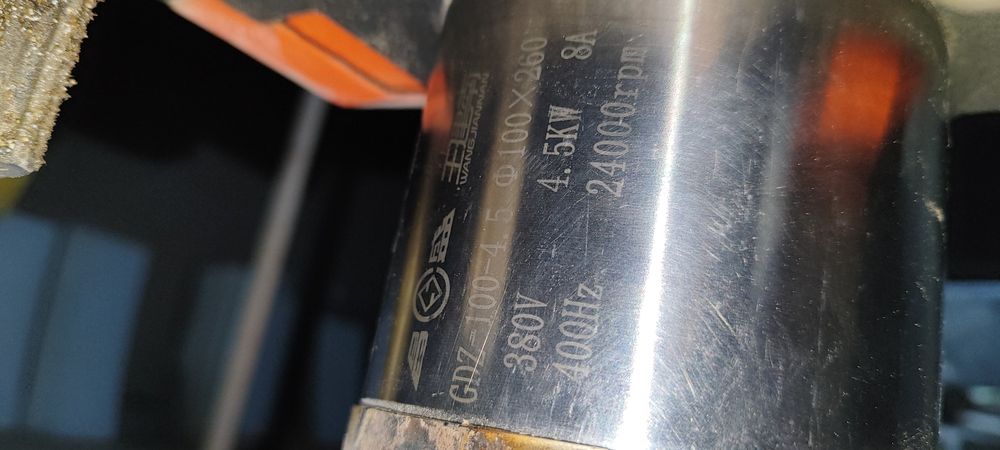 Шпиндель б.у. Ровер (чпу станок) учун. 4,5 квт, 24000 об/минут