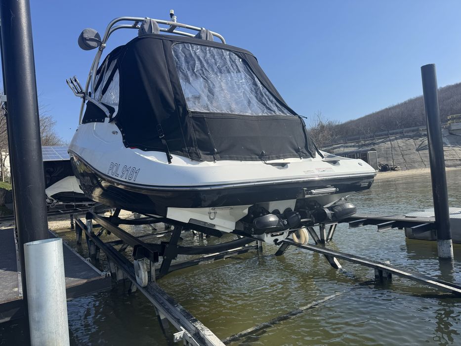 Barca SeaDoo Challenger Wake 230 – 510HP (2x Rotax 255)