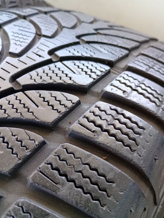 Bridgestone LM 80 4бр.235/60/18 дот3721