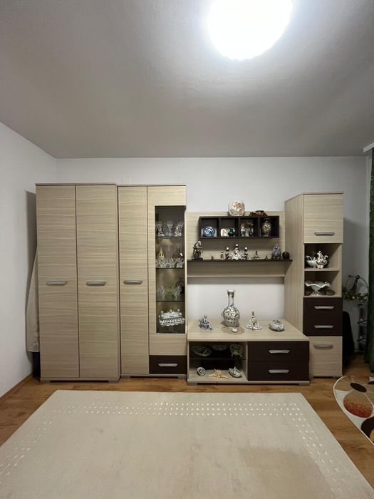 De vânzare mobila living