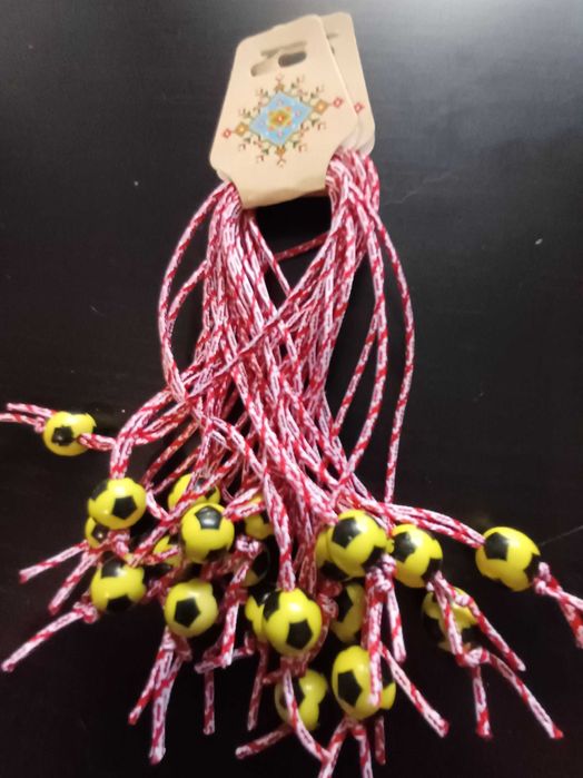 Мартеници десятки