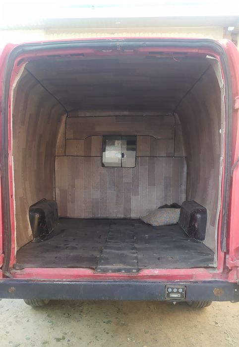 Ford yuk  avtomobili