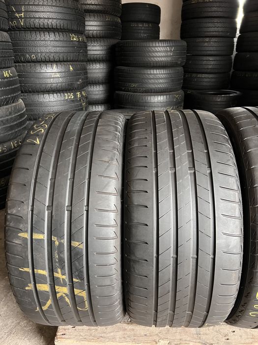 4 anvelope vara 255/35/19 + 225/40/19 , Bridgestone !