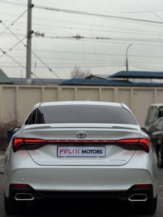 Toyota Avalon Limited 2022