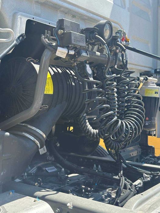 Седельный тягач Sitrak ZZ4256V364HE 2026 г.