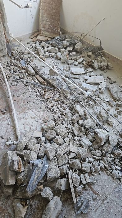 Servicii debarasare mutari relocari decopartari demolari moloz