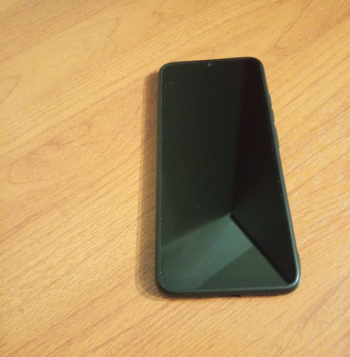 Продам смартфон Redmi 12