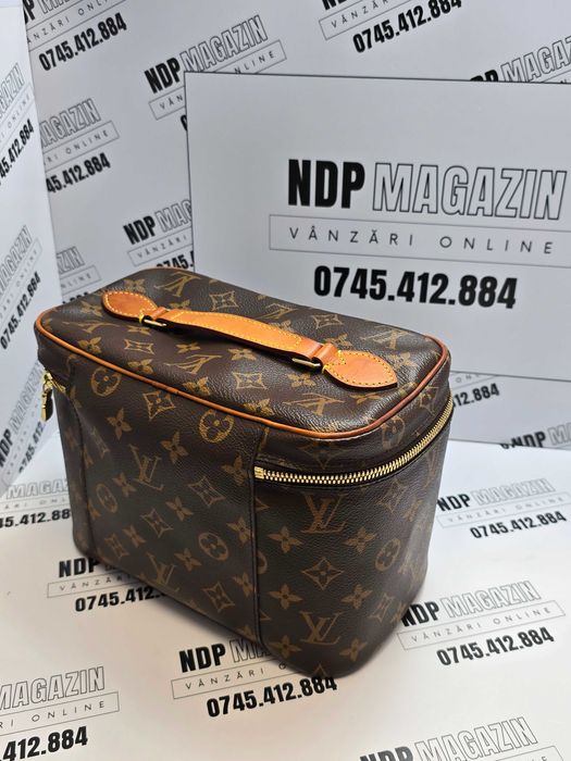 Geanta de dama Louis Vuitton pentru machiaje