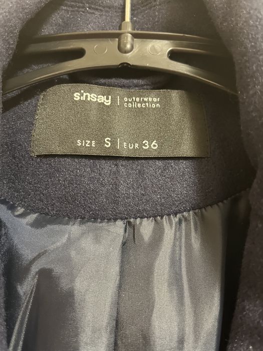 Palton albastru inchis