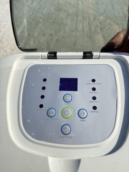 Intex CG-26666.