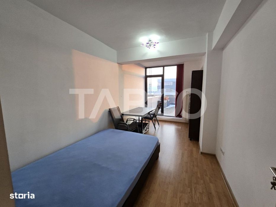 Penthouse 3 camere de inchiriat 70 mpu terasa 58 mp zona Doamna Stanca