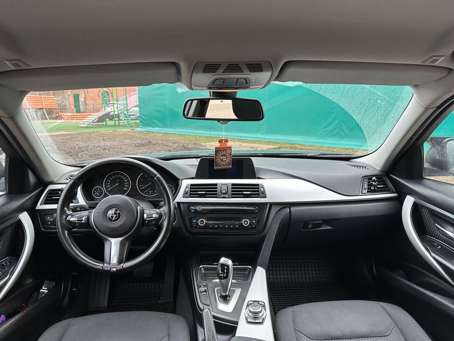 Vând BMW seria 3 f30