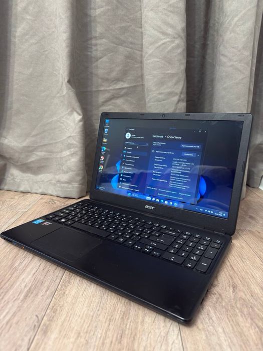 Ноутбук Acer aspire E1-572G