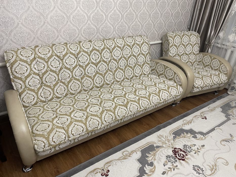 Диван ,два кресла