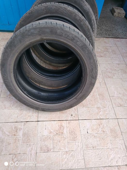 Продавам гуми Kumho летни