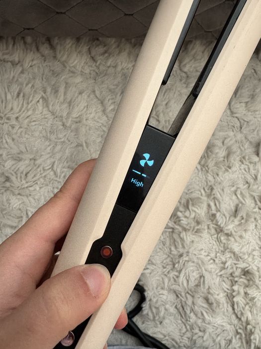 Преса Dyson Airstrait